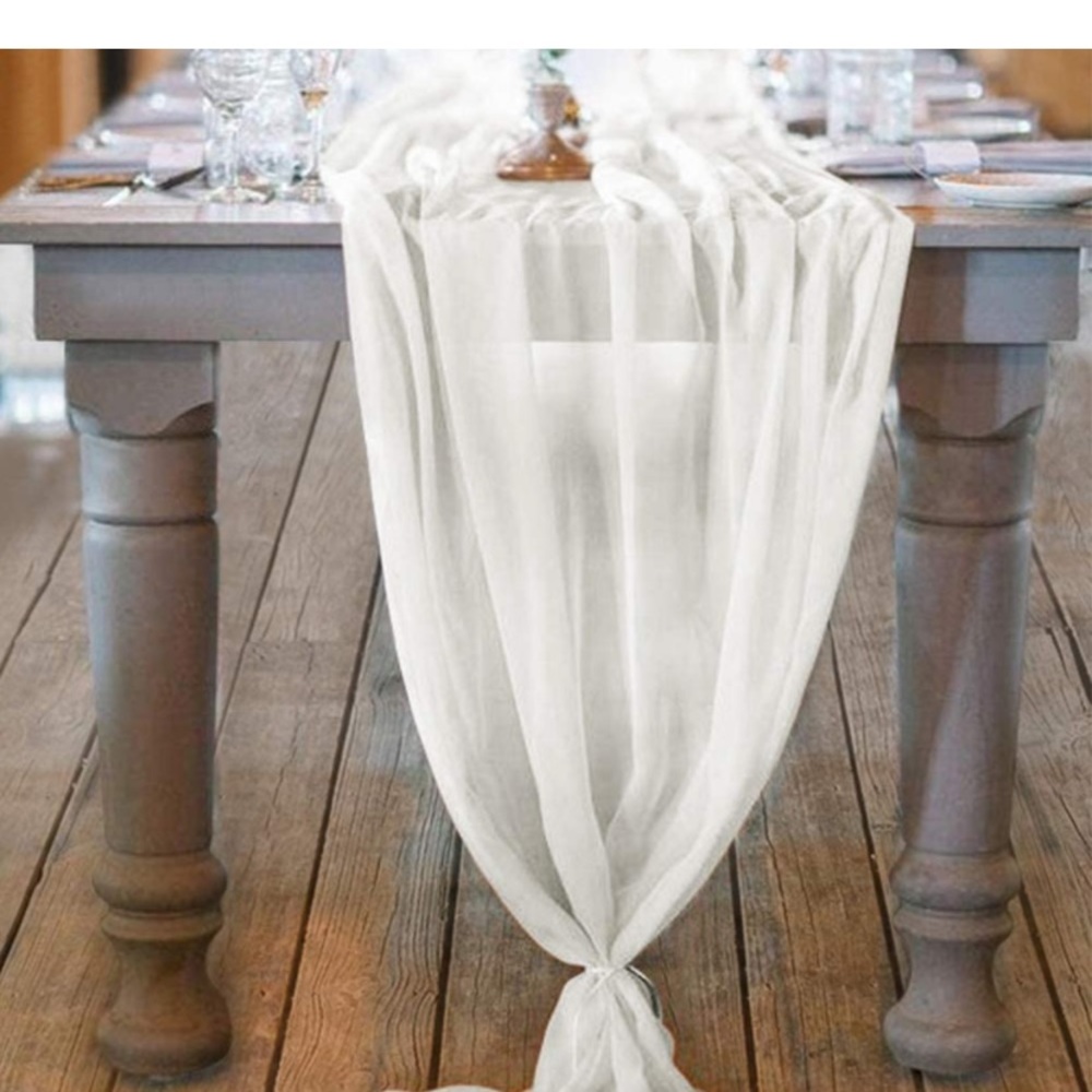 Table scarf